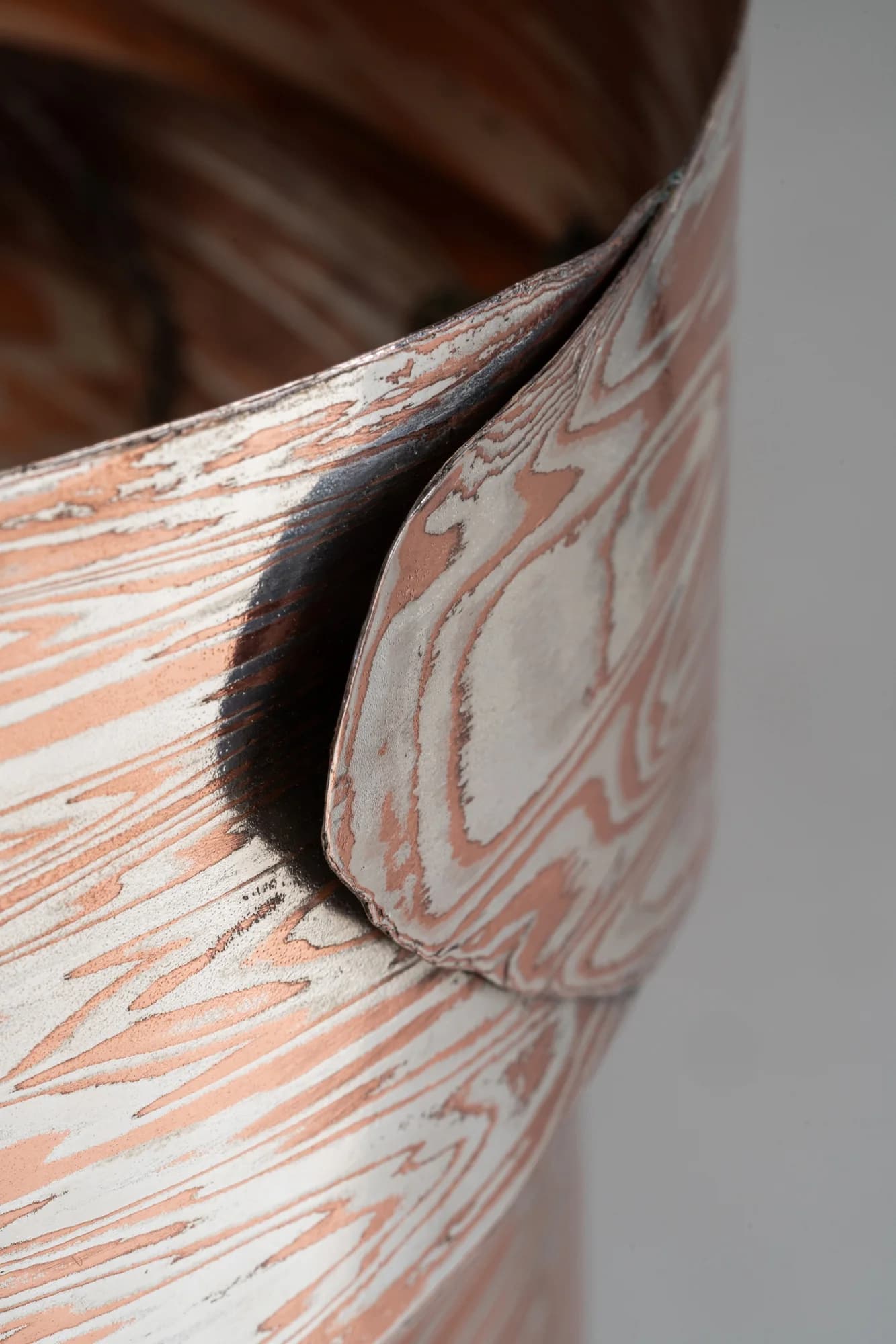 Lamp “Layers of Memory”