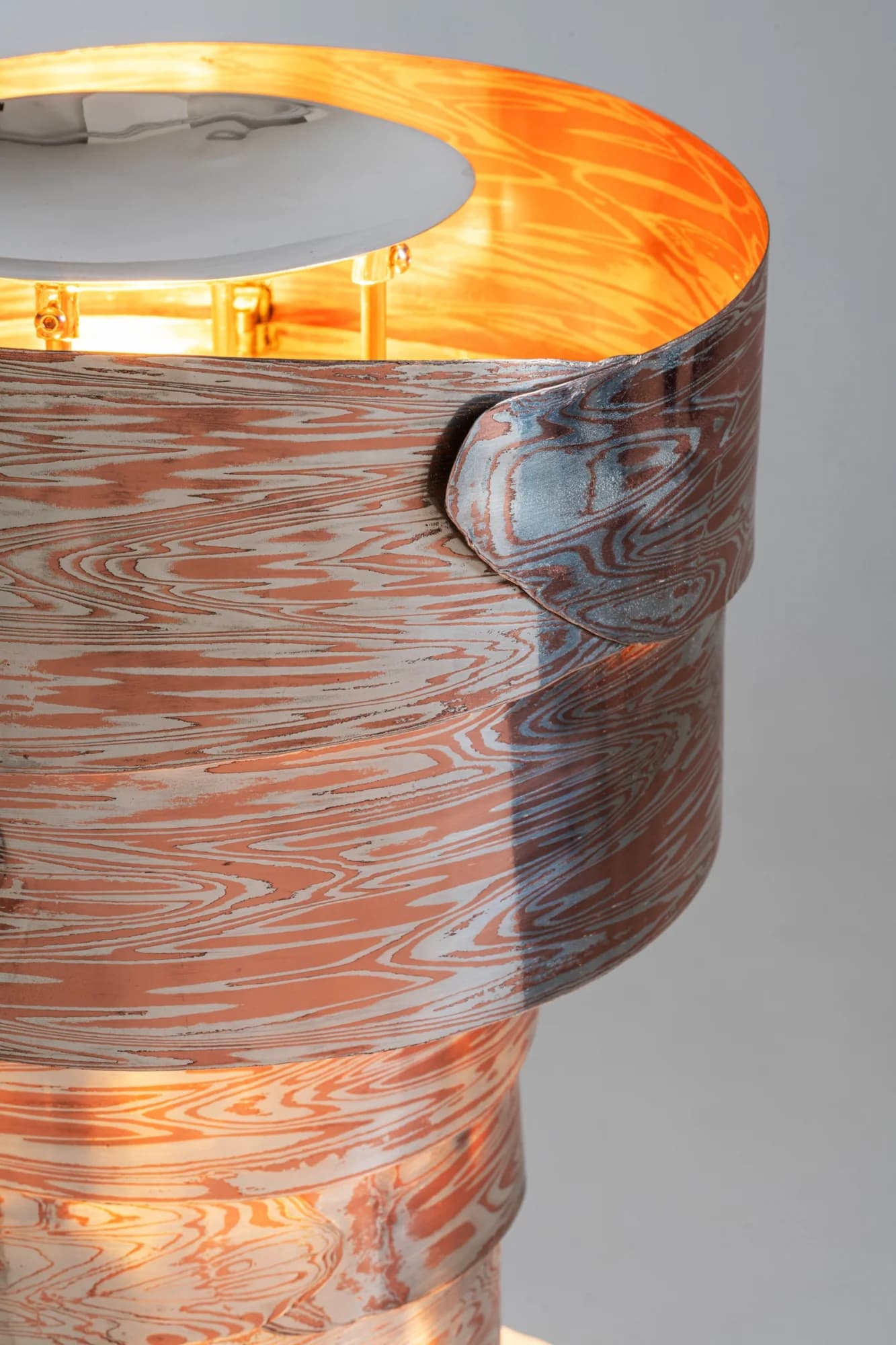 Lamp “Layers of Memory”